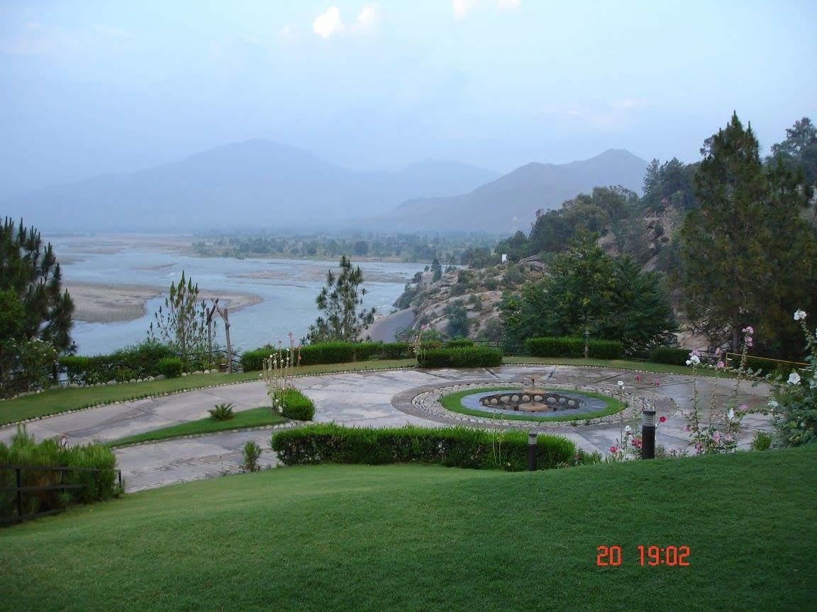 Rock City Resort Mingora Bagian luar foto