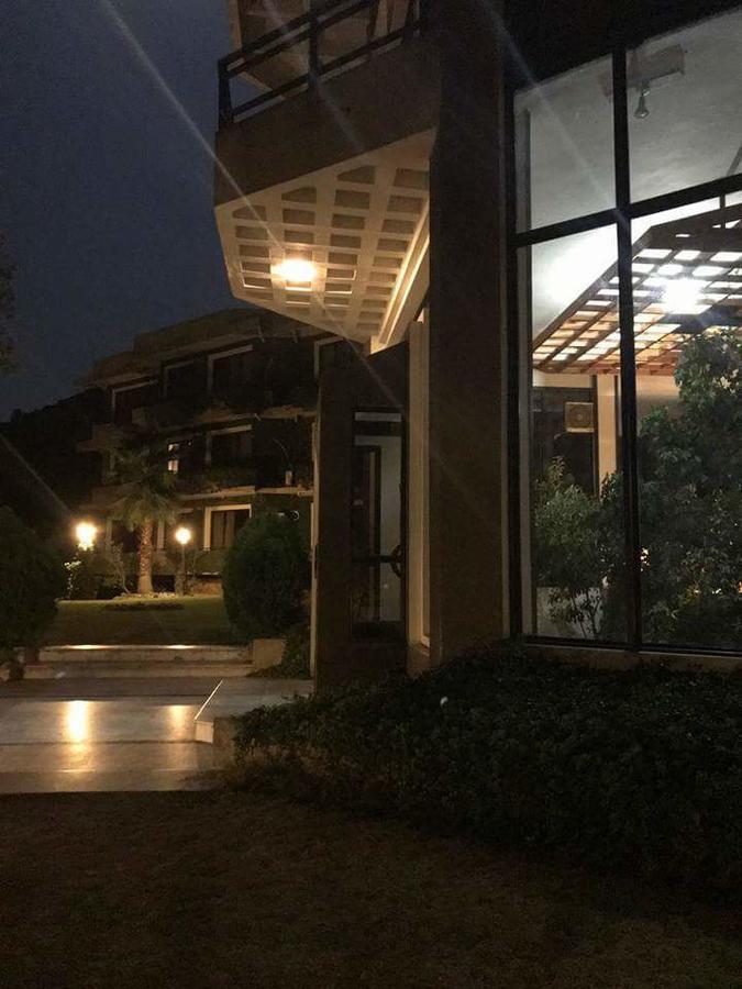 Rock City Resort Mingora Bagian luar foto