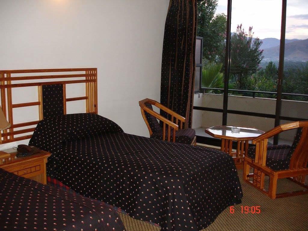 Rock City Resort Mingora Bagian luar foto